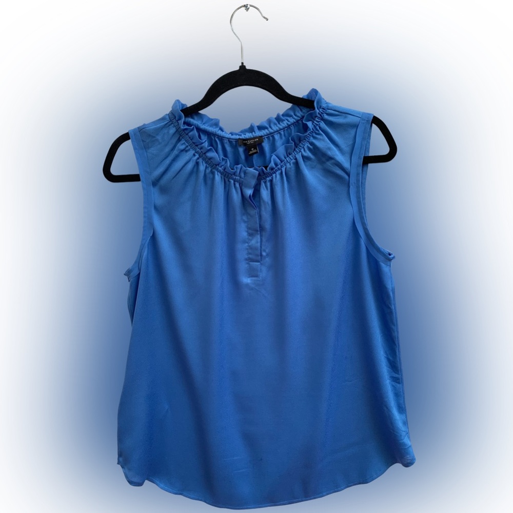 Ann Taylor Light Blue Shirt Sleeve Shell Blouse 8 New With Tags w/ruffle detail